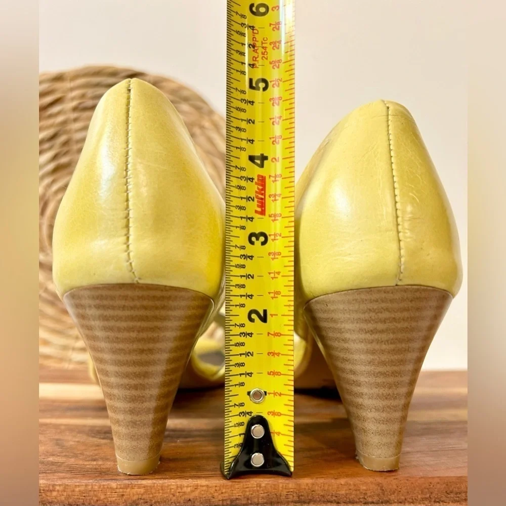 Diana Warner D’Orsay Kitten Heels Size 38 - Picture 9 of 12